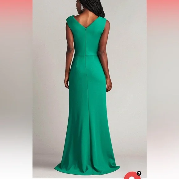 Tadashi Shoji Green evening dress - Picture 3 of 15